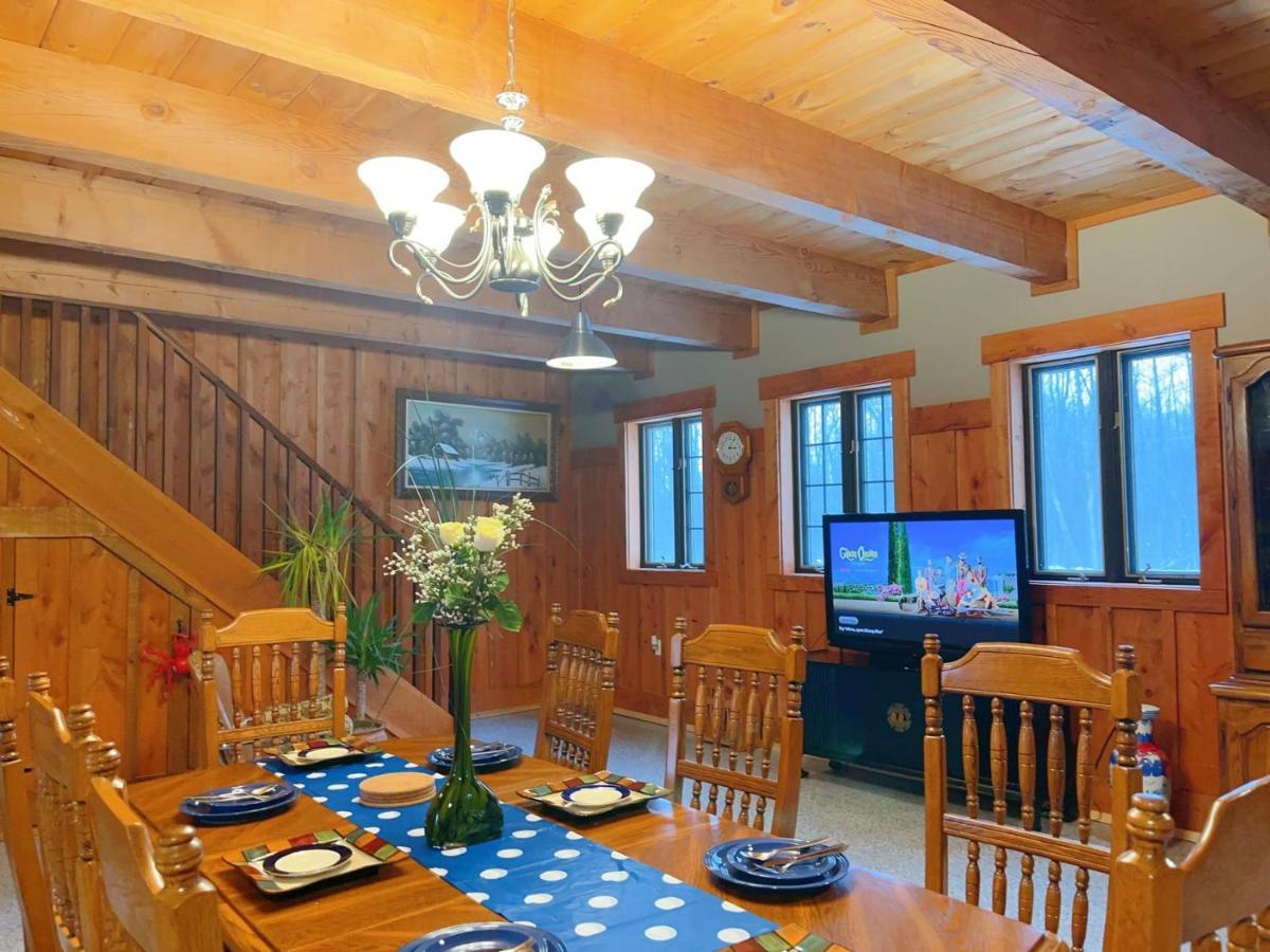 Lulu'S Chalet Villa Montreal Exterior photo